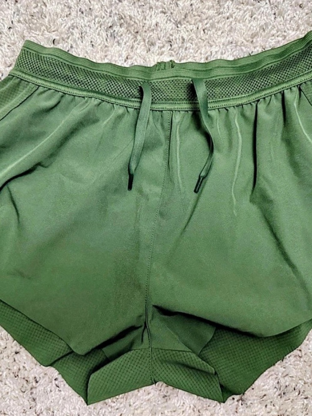 Violate The Dress Code: Green Athletic Shorts Size XS Like New